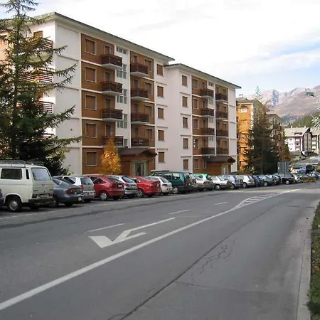 Mountain View & Central | Flaminia C Daire *